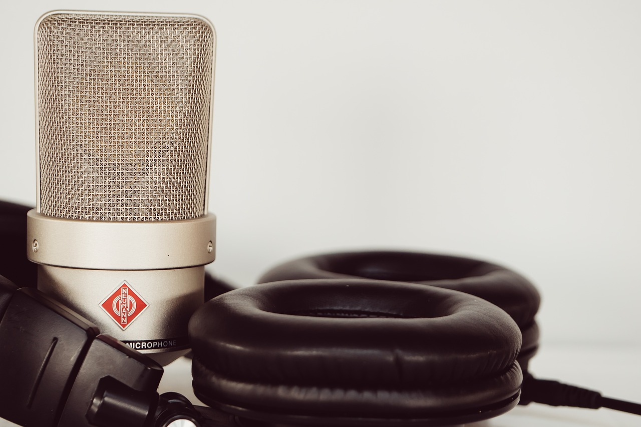 Cohesive Audiobook Narration