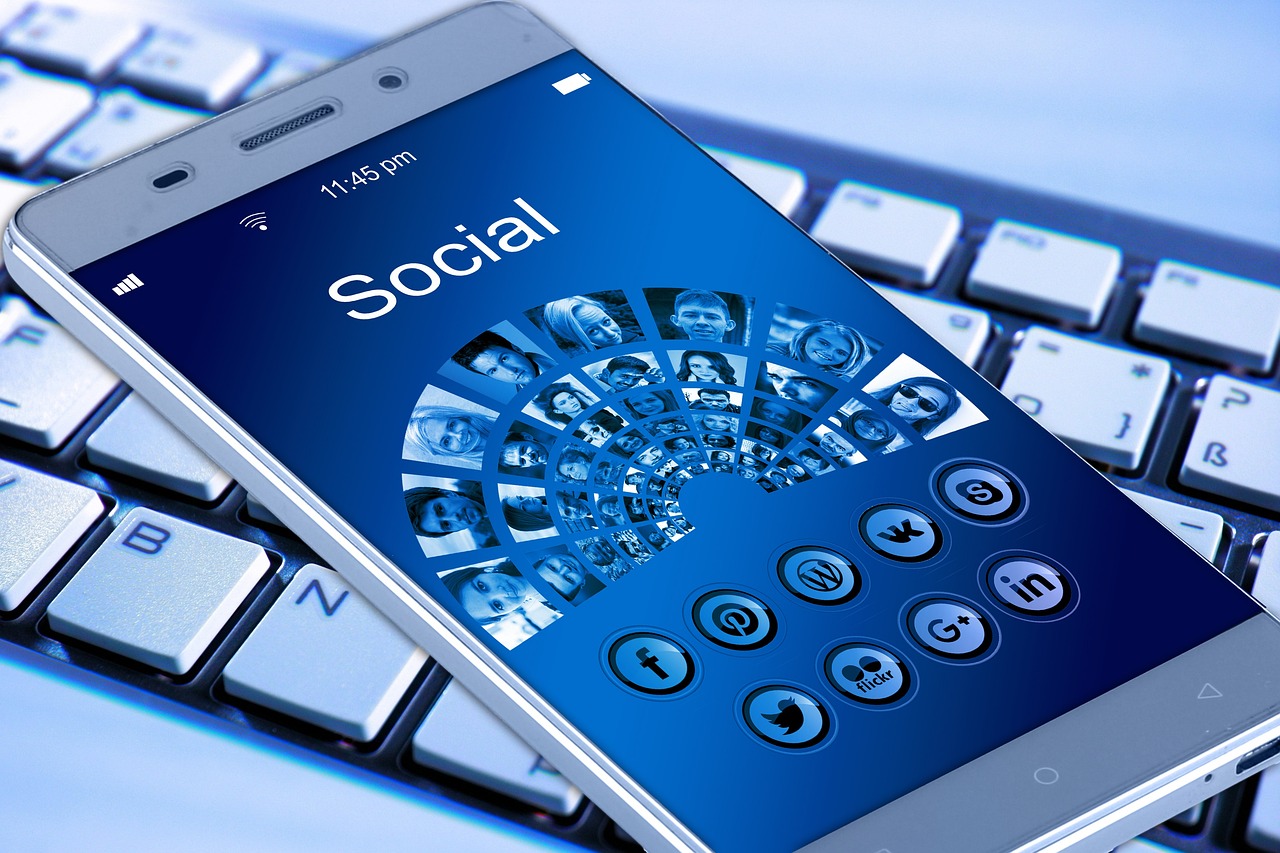 Scoial Media Book Marketing
